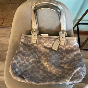 NWT Coach Silver Tote Purse Bag 18910